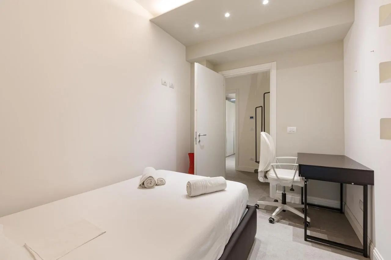 Apartament Apt Milano-Moscova Con Terrazzo Condiviso 0*, Mediolan Włochy