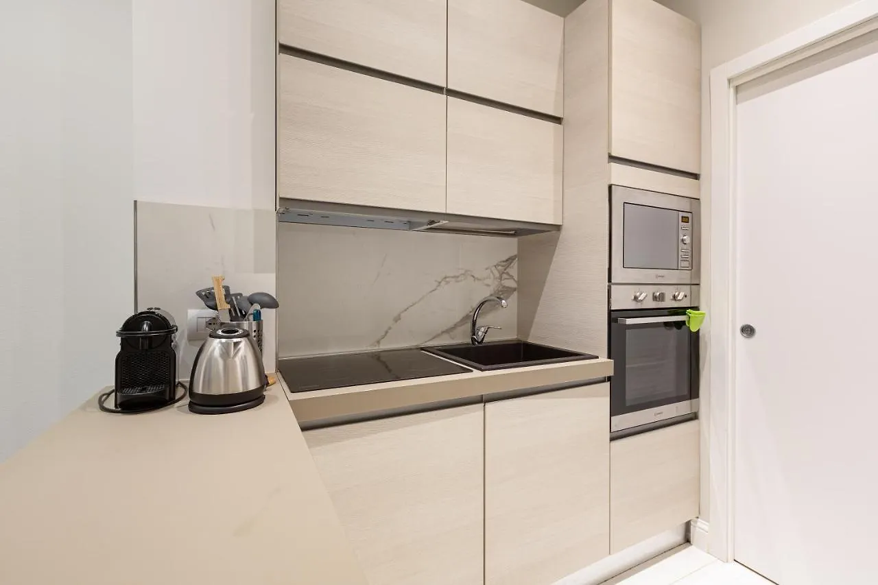 Apt Milano-Moscova Con Terrazzo Condiviso Apartman Olaszország
